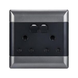 NEU 4X4 DOUBLE PLUG SOCKET BLACK